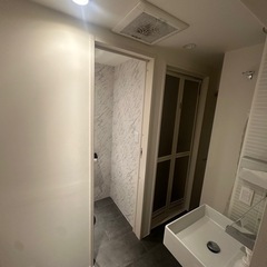新規立ち上げ！表参道駅3分！ネイルサロン店長募集！の画像