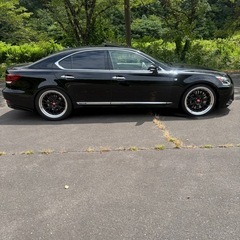 LEXUS  LS600h Fスポーツ  後期  の画像