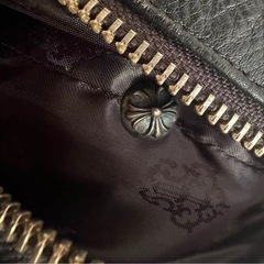 CHROME HEARTS クロムハーツ LARGE MONICA BAG ラージ モニカ ピラミッドスタッズ ラージ CHクロス レザーハンドバッグの画像