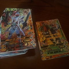仮面ライダーガンバライジングカード、デジモンカードお売りします！の画像