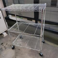 ほぼ新品  スチールラック の画像