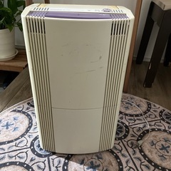 【お取引き中】コロナ　除湿機の画像