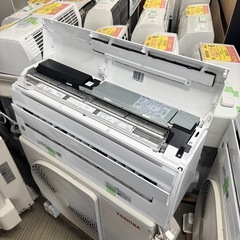 【超美品‼️】高級機種♪ 東芝 2023年製 10畳用エアコン 大清快 フィルター自動お掃除 UVプレミアムクリーン除菌 スマホ遠隔操作 100V/2.8kwの画像