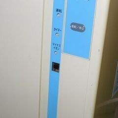 [直接引取限定]窓用エアコン ハイアール JA-16H 14の画像