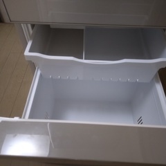 2015年製日立ノンフロン冷凍冷蔵庫　型式RーS3200FVの画像