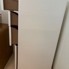 隙間収納ラックの画像