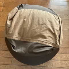 体にフィットするソファ
の画像