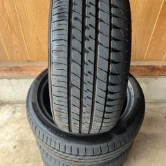 新品に近い中古タイヤ215/45R17 91W ダンロップルマンV+SilentCoreタイヤ交換工賃無料 の画像