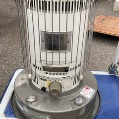 トヨトミ　石油ストーブ　天板、底板塗装済みの画像