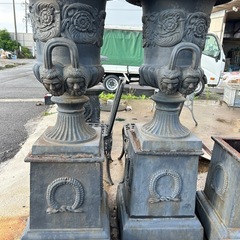 鋳鉄プランターB2点セットの画像