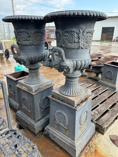 鋳鉄製装飾プランター B 2点セット 鋳鉄プランターB2点セット