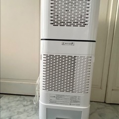 サーキュレーター　衣類乾燥機除湿機　IJD−150-wの画像