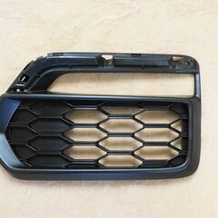 RP4　ステップワゴン　スパーダ　フォグカバー　メッキ無し　左右の画像