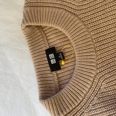 UNIQLOニットの画像