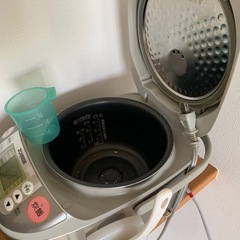 ZOJIRUSHI 炊飯器　5.5合の画像