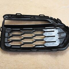 RP4　ステップワゴン　スパーダ　フォグカバー　左右 メッキありの画像