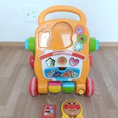 アンパンマンよくばりすくすくウォーカー　手押し車　知育玩具　型はめパズル　音なります♪✨️の画像