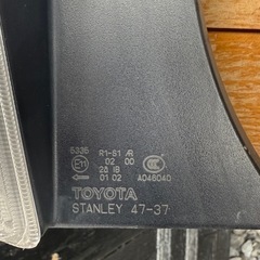 美品　30プリウス左右テールの画像