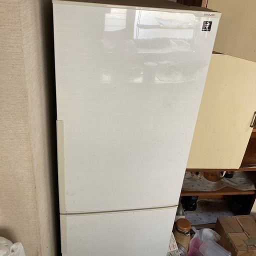 【中古】SHARP 2ドア 冷蔵庫2017年式 SHARP 冷蔵庫2017年式動作未確認 (えぶりぃ) 瀬谷のキッチン家電
