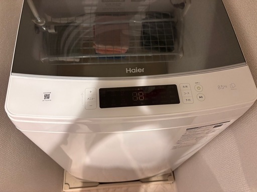 ハイアール　洗濯機　8.5kg 
JW-KD85B-W