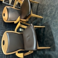 ダイニングチェア2脚　大塚家具の画像
