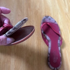 coachサンダル修理が必要です😨の画像