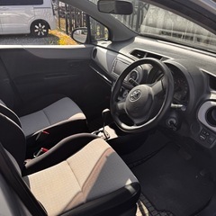トヨタ　ヴィッツ　4万6千キロ　の画像