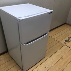 【美品】冷蔵庫 ヤマダ 2ドア 2022年YAMADA SELECT ヤマダ電機 ノンフロン2ドア冷蔵庫  容積87L 2022年製 小型 冷蔵庫 現状品 中古 YRZ-C09H1 【糸島市内 送料無料】250806-8の画像