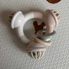 赤ちゃん おもちゃ鈴の画像