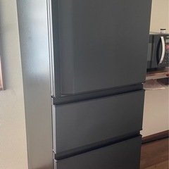 2023年製　東芝　冷凍冷蔵庫　326L 製氷機能付きの画像