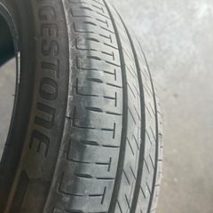 現行 60系プリウスのタイヤ  195/60R17 在庫1本
　　の画像