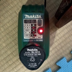 マキタ　バッテリー　充電器　の画像