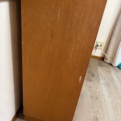 アンティーク(古い)な本棚の画像