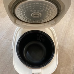 【無料】炊飯器5.5合炊き Haierの画像