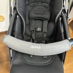 Aprica ベビーカーラクーナクッショングレー色2023年式レインカバー付きの画像