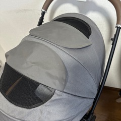 Aprica ベビーカーラクーナクッショングレー色2023年式レインカバー付きの画像