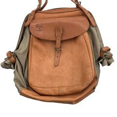 186001 現状品 IL BISONTE イルビゾンテ リュック・バッグ カーキ キャンバスバッグ レザー レディース [250609HM080148]の画像