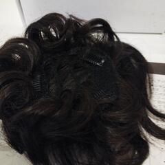 新品未使用男女兼用ヘアーウィッグシャープの出来るスタイル軽さバッグンの画像