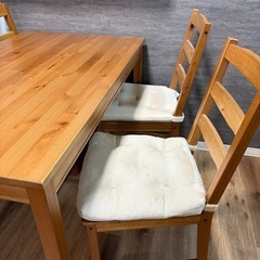IKEA製ダイニングセット4人用ヘーゲルネスの画像