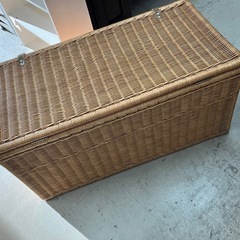 H2508-195 ラタン製巨大ボックス 人気のラタン製ボックス入荷しました！！ 1点限り ご予約はお早目に！！ 中古の画像
