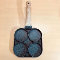 ４つ穴円形仕切り付きフライパン（IH対応）の画像