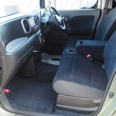 ローン＋カード可　日産　キューブ　禁煙車◎　４万キロ　流行りのカラー　ナビ　フルセグ　Bluetooth◎ スマートキー　動画ありの画像