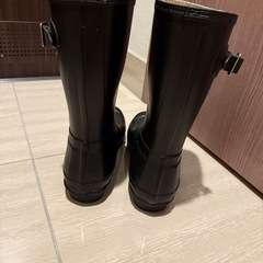 【8/12まで】HUNTER ブラック ロングブーツ 24.5cmの画像