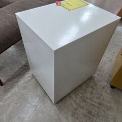 J8561 【リユースのサカイ柏店】 ESSEN 袖机 クリーニング済みの画像