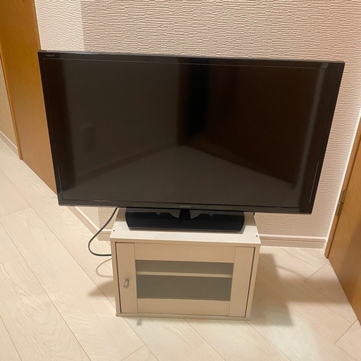激安。パトリックさま専用！使用少ない美品！SHARP32型液晶テレビ！ 激安 SHARP AQUOS 32型液晶カラーテレビ リモコン付き (im-plan