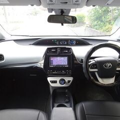 車検満タン 30年12月式 プリウス セーフティセンス 衝突軽減ブレーキ レーダークルーズ ナビ フルセグTV Bluetooth バックモニター スマートキー フルエアロ LEDライト ETCの画像