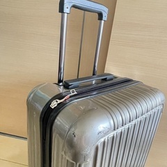 シフト　キャリーバッグの画像
