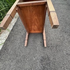 古い台の画像
