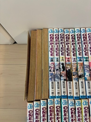 ワンピースまとめ売り(1〜94巻)＋おまけ ONE PIECE 1巻～94巻セット +おまけ付き - メルカリ