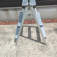 3尺アルミ脚立の画像